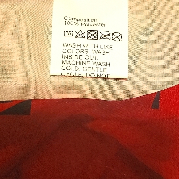 FLORAL MINI SKIRT RUCHED RUFFLE HEM SIDE TIE RED BLACK ROSE PRINT SMALL SHEIN - Picture 8 of 8